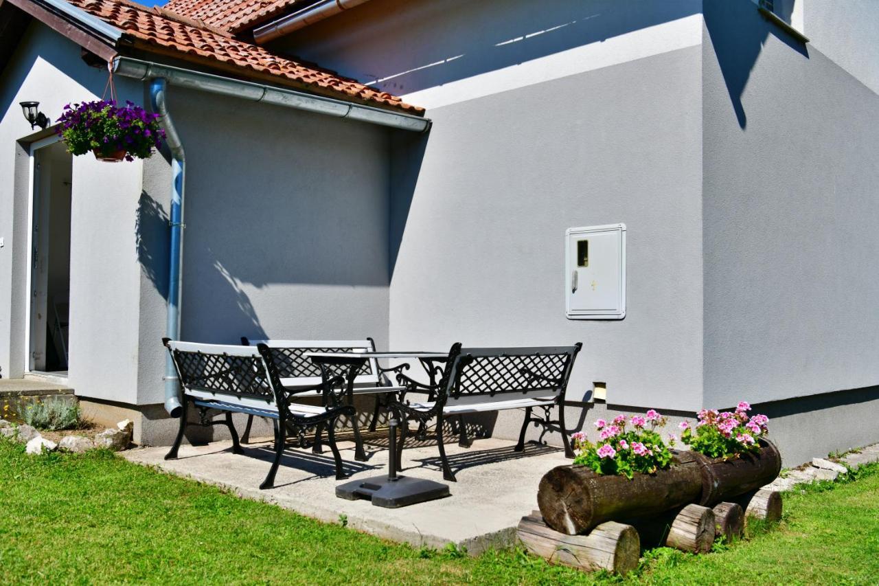 Kuca Za Odmor Roby Apartment Saborsko Exterior photo